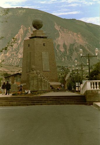 Äquator-Denkmal, Ecuador